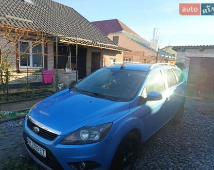 Синий Форд Фокус, объемом двигателя 1.8 л и пробегом 327 тыс. км за 4800 $, фото 5 на Automoto.ua