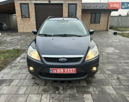 Синий Форд Фокус, объемом двигателя 1.6 л и пробегом 225 тыс. км за 5100 $, фото 9 на Automoto.ua