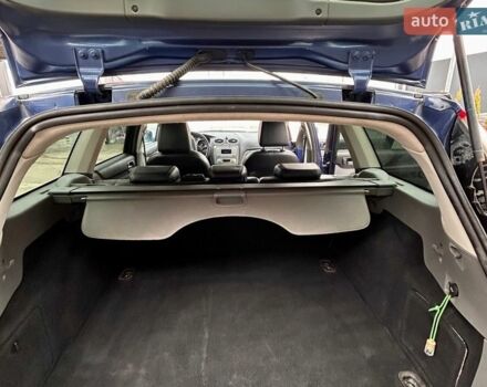 Синий Форд Фокус, объемом двигателя 1.6 л и пробегом 320 тыс. км за 5800 $, фото 17 на Automoto.ua