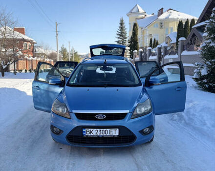 Синий Форд Фокус, объемом двигателя 1.8 л и пробегом 282 тыс. км за 4100 $, фото 3 на Automoto.ua