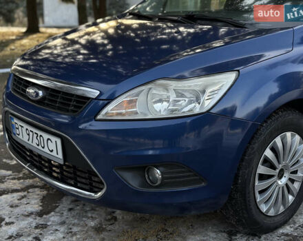 Синій Форд Фокус, об'ємом двигуна 1.6 л та пробігом 200 тис. км за 4499 $, фото 7 на Automoto.ua