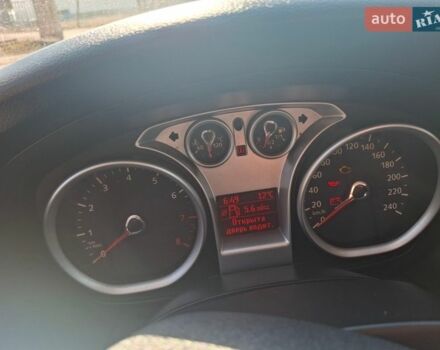 Синій Форд Фокус, об'ємом двигуна 1.6 л та пробігом 250 тис. км за 5500 $, фото 33 на Automoto.ua