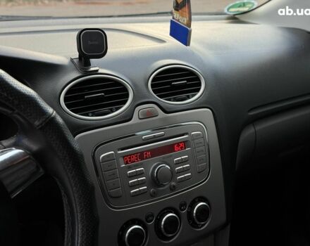 Синий Форд Фокус, объемом двигателя 1.6 л и пробегом 254 тыс. км за 5240 $, фото 25 на Automoto.ua