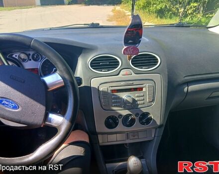 Синій Форд Фокус, об'ємом двигуна 1.6 л та пробігом 28000 тис. км за 4900 $, фото 5 на Automoto.ua