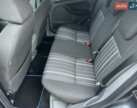 Синий Форд Фокус, объемом двигателя 1.6 л и пробегом 225 тыс. км за 5100 $, фото 19 на Automoto.ua