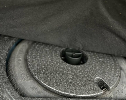 Синій Форд Фокус, об'ємом двигуна 1.6 л та пробігом 287 тис. км за 4999 $, фото 20 на Automoto.ua