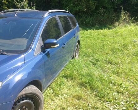 Синій Форд Фокус, об'ємом двигуна 2 л та пробігом 236 тис. км за 4500 $, фото 19 на Automoto.ua