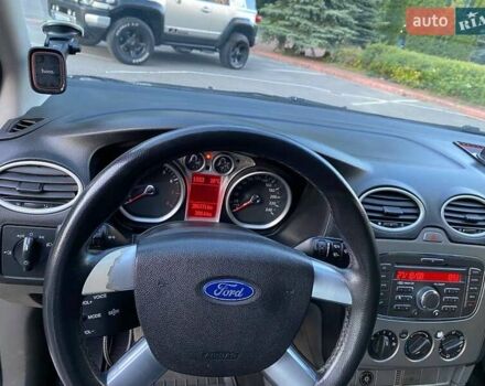 Синий Форд Фокус, объемом двигателя 2 л и пробегом 314 тыс. км за 4700 $, фото 5 на Automoto.ua