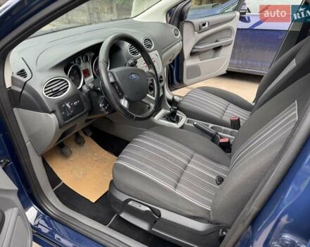 Синий Форд Фокус, объемом двигателя 1.6 л и пробегом 198 тыс. км за 5950 $, фото 11 на Automoto.ua
