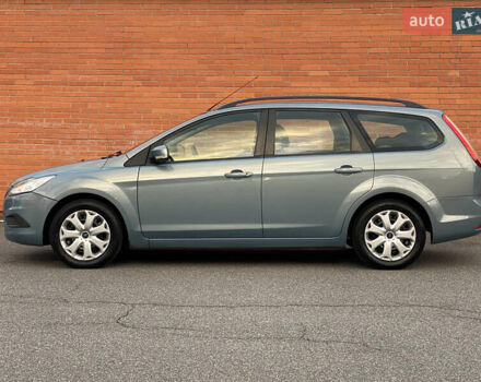 Синий Форд Фокус, объемом двигателя 1.6 л и пробегом 208 тыс. км за 5200 $, фото 7 на Automoto.ua
