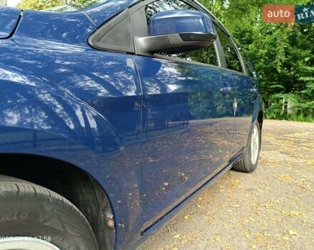 Синий Форд Фокус, объемом двигателя 1.6 л и пробегом 274 тыс. км за 4900 $, фото 17 на Automoto.ua