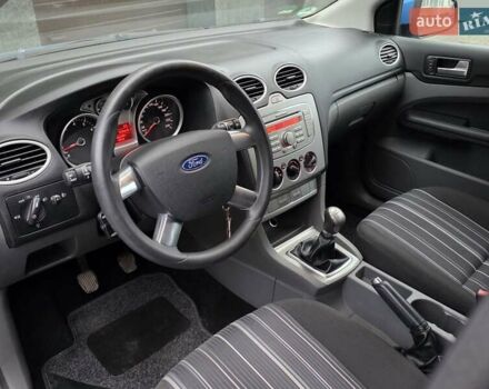 Синий Форд Фокус, объемом двигателя 1.6 л и пробегом 169 тыс. км за 5350 $, фото 22 на Automoto.ua