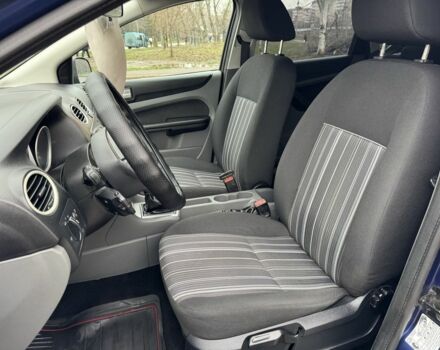 Синий Форд Фокус, объемом двигателя 1.6 л и пробегом 210 тыс. км за 6550 $, фото 8 на Automoto.ua