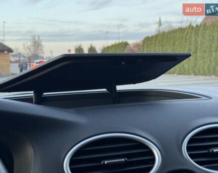 Синій Форд Фокус, об'ємом двигуна 1.6 л та пробігом 197 тис. км за 5999 $, фото 55 на Automoto.ua