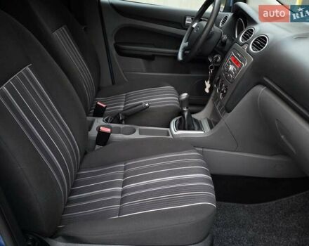 Синий Форд Фокус, объемом двигателя 1.6 л и пробегом 169 тыс. км за 5350 $, фото 32 на Automoto.ua