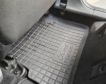 Синий Форд Фокус, объемом двигателя 1.6 л и пробегом 256 тыс. км за 6800 $, фото 47 на Automoto.ua