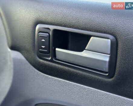 Синій Форд Фокус, об'ємом двигуна 1.6 л та пробігом 197 тис. км за 5999 $, фото 67 на Automoto.ua