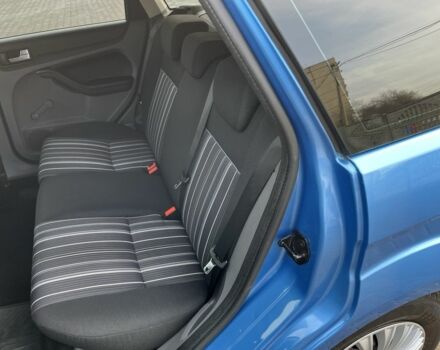 Синий Форд Фокус, объемом двигателя 1.6 л и пробегом 199 тыс. км за 6399 $, фото 12 на Automoto.ua