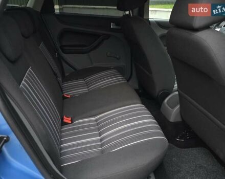 Синий Форд Фокус, объемом двигателя 1.6 л и пробегом 169 тыс. км за 5350 $, фото 30 на Automoto.ua