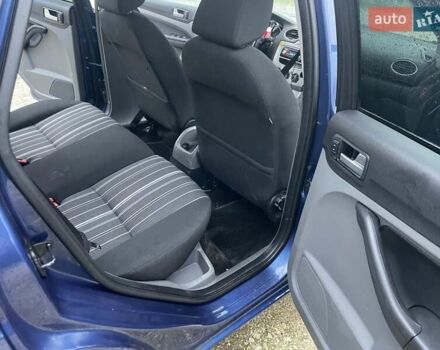 Синій Форд Фокус, об'ємом двигуна 1.6 л та пробігом 237 тис. км за 6200 $, фото 21 на Automoto.ua