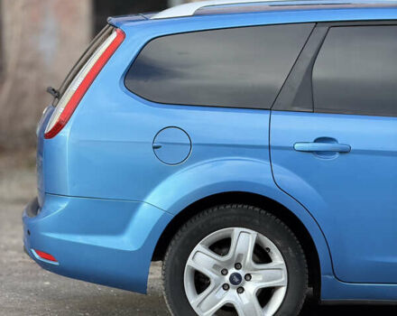 Синий Форд Фокус, объемом двигателя 1.6 л и пробегом 211 тыс. км за 4950 $, фото 12 на Automoto.ua