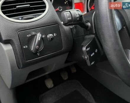 Синий Форд Фокус, объемом двигателя 1.6 л и пробегом 169 тыс. км за 5350 $, фото 23 на Automoto.ua