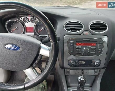 Синій Форд Фокус, об'ємом двигуна 1.8 л та пробігом 229 тис. км за 7300 $, фото 12 на Automoto.ua
