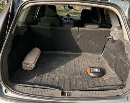 Синій Форд Фокус, об'ємом двигуна 2 л та пробігом 285 тис. км за 6500 $, фото 3 на Automoto.ua