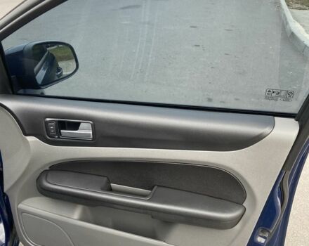 Синий Форд Фокус, объемом двигателя 1.6 л и пробегом 214 тыс. км за 4199 $, фото 20 на Automoto.ua