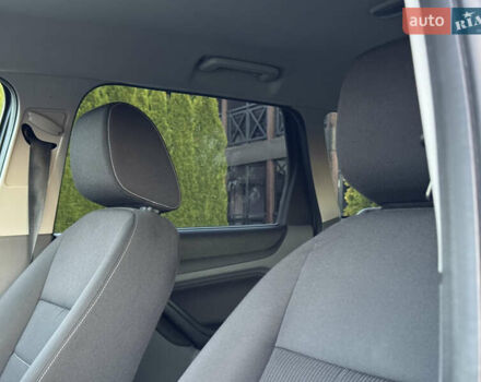 Синій Форд Фокус, об'ємом двигуна 1.6 л та пробігом 197 тис. км за 5999 $, фото 36 на Automoto.ua