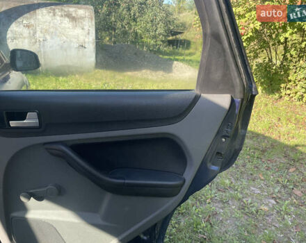 Синий Форд Фокус, объемом двигателя 2 л и пробегом 213 тыс. км за 5000 $, фото 17 на Automoto.ua