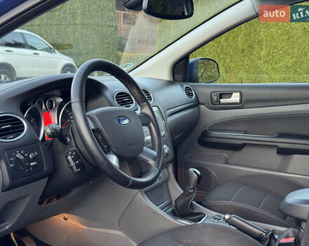 Синій Форд Фокус, об'ємом двигуна 1.6 л та пробігом 197 тис. км за 5999 $, фото 37 на Automoto.ua