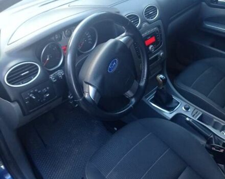 Синій Форд Фокус, об'ємом двигуна 1.8 л та пробігом 272 тис. км за 5700 $, фото 6 на Automoto.ua