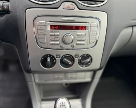 Синий Форд Фокус, объемом двигателя 1.6 л и пробегом 211 тыс. км за 4650 $, фото 12 на Automoto.ua