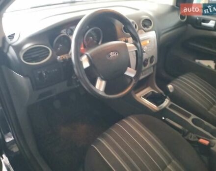 Синій Форд Фокус, об'ємом двигуна 1.4 л та пробігом 187 тис. км за 5500 $, фото 3 на Automoto.ua