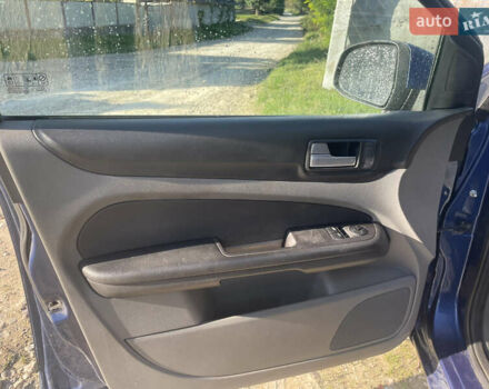 Синий Форд Фокус, объемом двигателя 2 л и пробегом 213 тыс. км за 5000 $, фото 16 на Automoto.ua