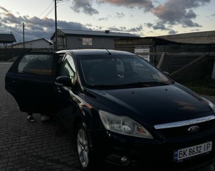 Синий Форд Фокус, объемом двигателя 1.6 л и пробегом 260 тыс. км за 5461 $, фото 6 на Automoto.ua