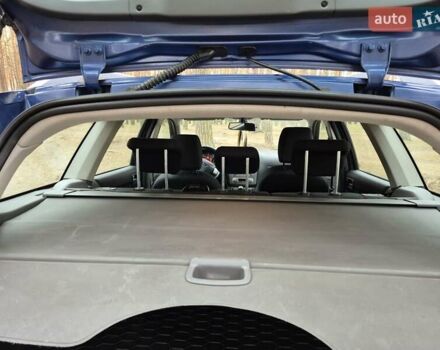 Синій Форд Фокус, об'ємом двигуна 1.6 л та пробігом 356 тис. км за 5250 $, фото 29 на Automoto.ua