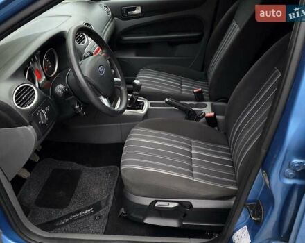 Синий Форд Фокус, объемом двигателя 1.6 л и пробегом 169 тыс. км за 5350 $, фото 20 на Automoto.ua