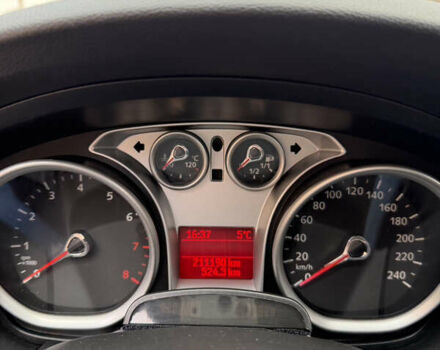 Синий Форд Фокус, объемом двигателя 1.6 л и пробегом 211 тыс. км за 4950 $, фото 21 на Automoto.ua