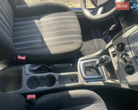 Синий Форд Фокус, объемом двигателя 2 л и пробегом 213 тыс. км за 5000 $, фото 8 на Automoto.ua