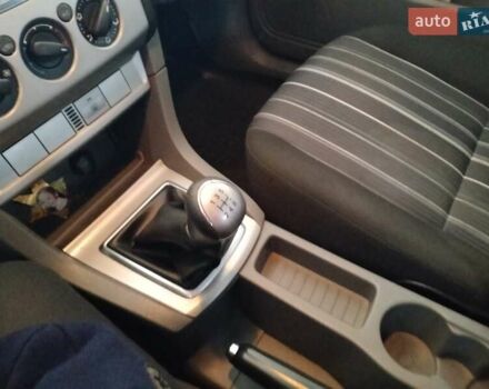 Синій Форд Фокус, об'ємом двигуна 1.4 л та пробігом 187 тис. км за 5500 $, фото 1 на Automoto.ua