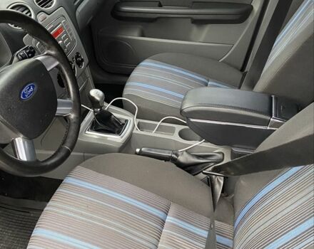 Синий Форд Фокус, объемом двигателя 1.6 л и пробегом 214 тыс. км за 4199 $, фото 19 на Automoto.ua