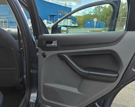 Синий Форд Фокус, объемом двигателя 1.6 л и пробегом 256 тыс. км за 6800 $, фото 34 на Automoto.ua