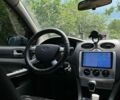 Синій Форд Фокус, об'ємом двигуна 2 л та пробігом 285 тис. км за 5900 $, фото 2 на Automoto.ua