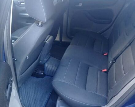 Синій Форд Фокус, об'ємом двигуна 1.8 л та пробігом 272 тис. км за 5700 $, фото 3 на Automoto.ua