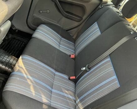 Синий Форд Фокус, объемом двигателя 1.6 л и пробегом 299 тыс. км за 5150 $, фото 6 на Automoto.ua