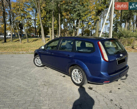 Синий Форд Фокус, объемом двигателя 1.6 л и пробегом 315 тыс. км за 5000 $, фото 4 на Automoto.ua