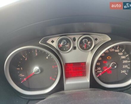 Синій Форд Фокус, об'ємом двигуна 1.6 л та пробігом 272 тис. км за 5500 $, фото 1 на Automoto.ua