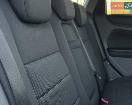 Синій Форд Фокус, об'ємом двигуна 1.6 л та пробігом 197 тис. км за 5999 $, фото 70 на Automoto.ua